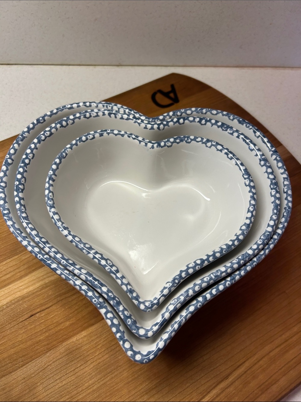 White and blue sponge ware set of 3 Heart-Shaped Ceramic Bowls
